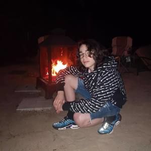 Meet your Posher, Christopher